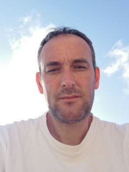 Edin, 45 ans, Châtas