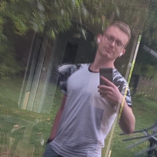 Sloann, 23 ans, Légéville-et-Bonfays