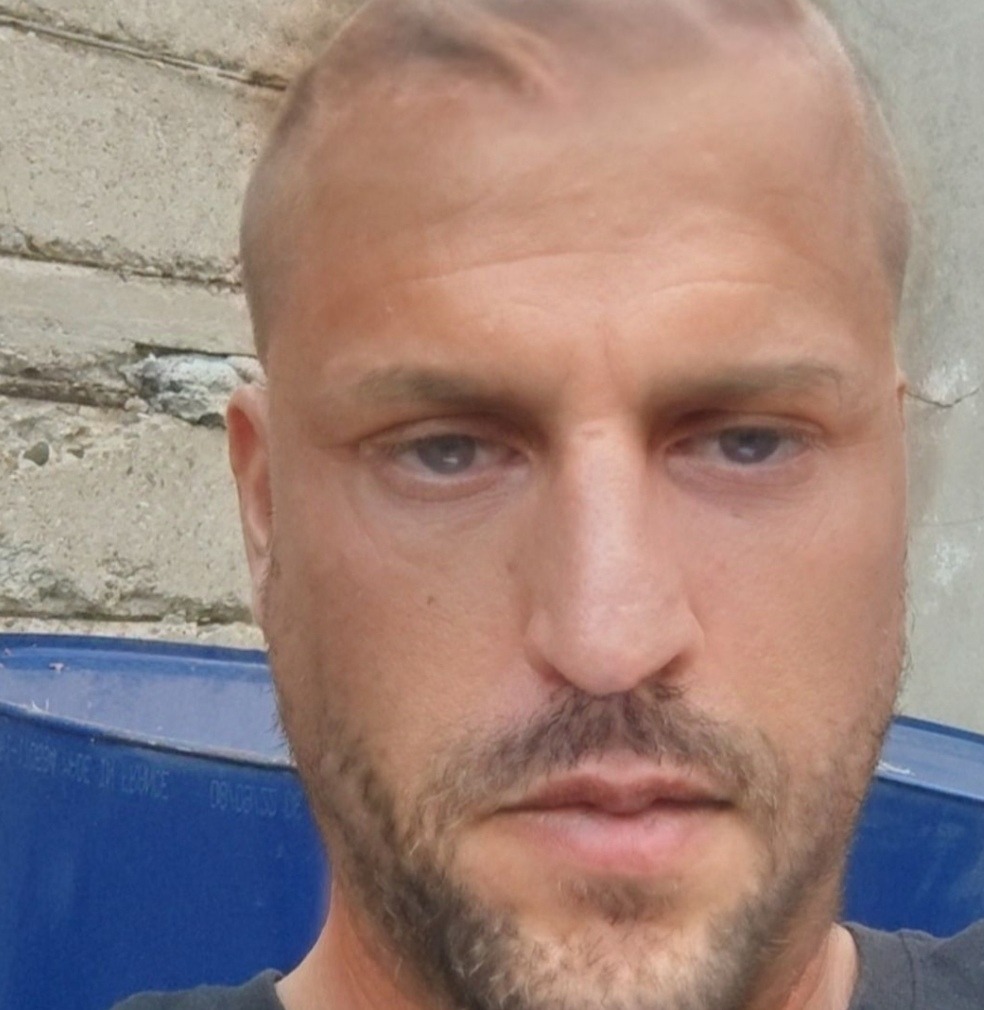 Makine, 45 ans, LeSyndicat